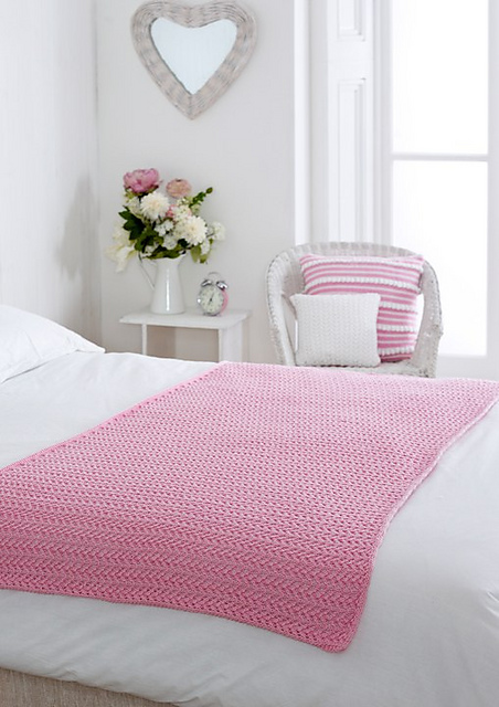 DYP318 Lace Blanket
