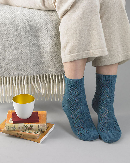 Enya Socks - DB204