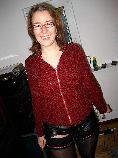 # 03 Damenjacke / Woman's cardigan