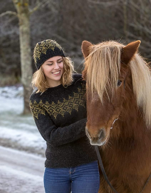 ISBLOMST Sweater