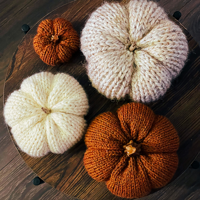 Knitted Pumpkins