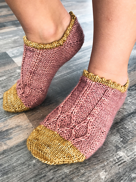 Ravelry: Visitor Socks Kids pattern by Rina Lehmann