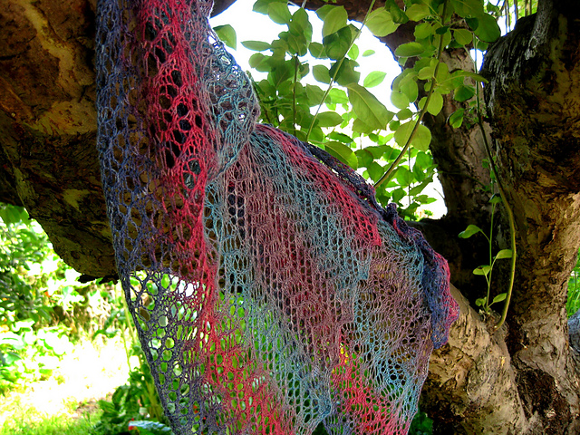 Ripple Lace Pooling Scarf