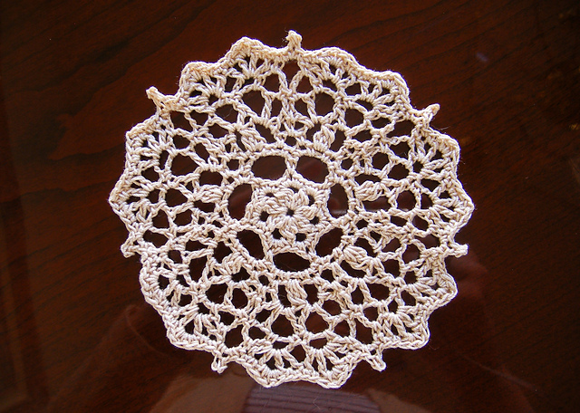 06. Lacy Coaster