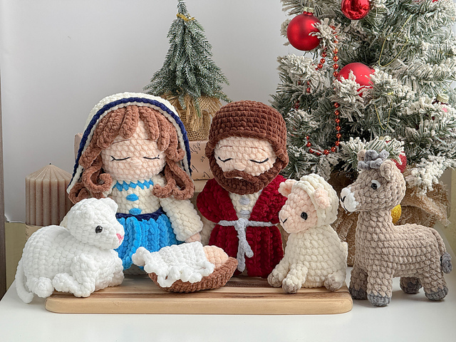 Crochet Nativity Scene