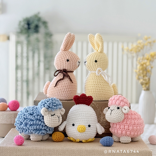 Easter decoration: bunny, sheep, chick and eggs