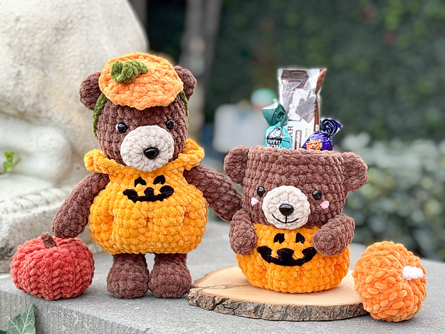 Halloween Pumpkin Bear & Mug