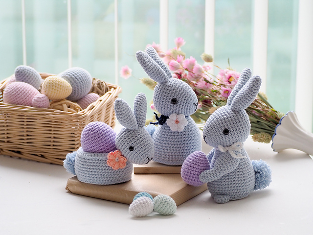 Easter Table Decoration: bunnies
