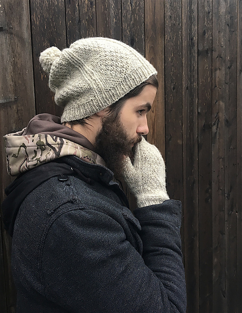 Diamond Brocade Mitts