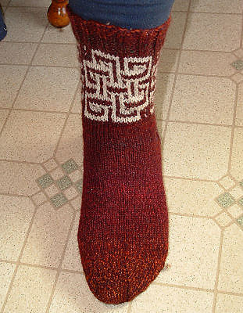 Endless Knot Socks