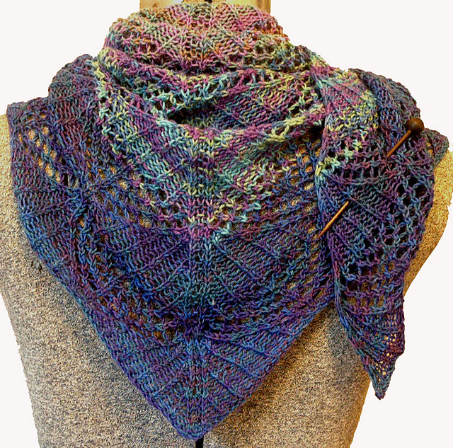 Bayern Small Shawl