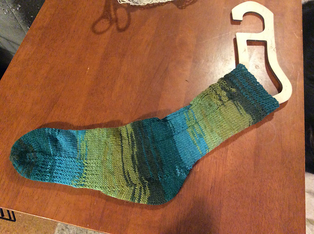 Cabled Socks for Less Arch