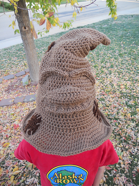 Chatty Hat