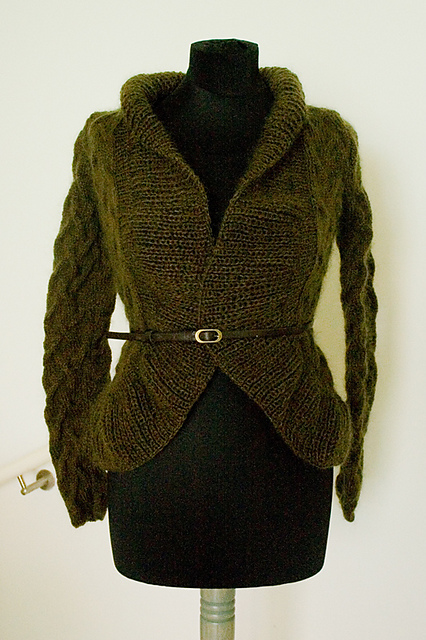 # 01 Jacke mit runder Rippenblende