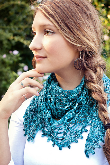 Lazuli Shawlette