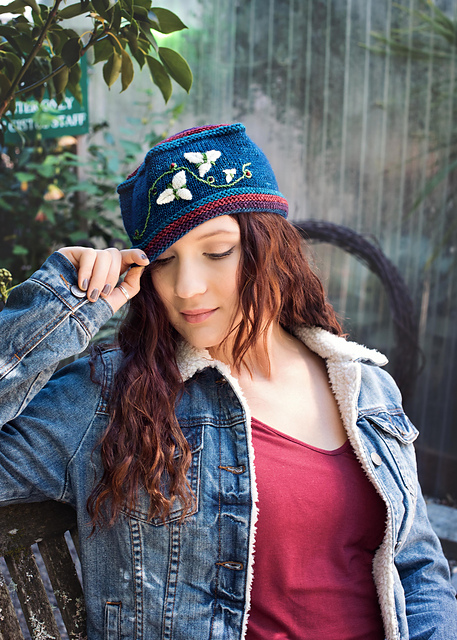 Tryon Creek Trillium Hat