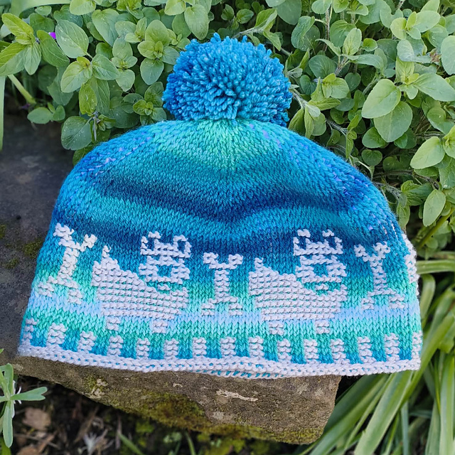 Dog & Bone No Float Beanie