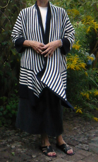30 Gestreifte Jacke