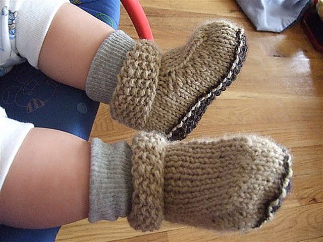 Textured Cuff Bootees