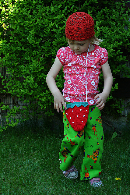 Z: Strawberry bag