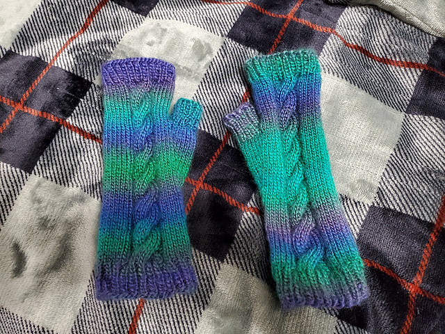 Hecate's Cable Gauntlets