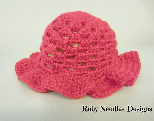 Tiny Sunbeams Cluster Sunhat