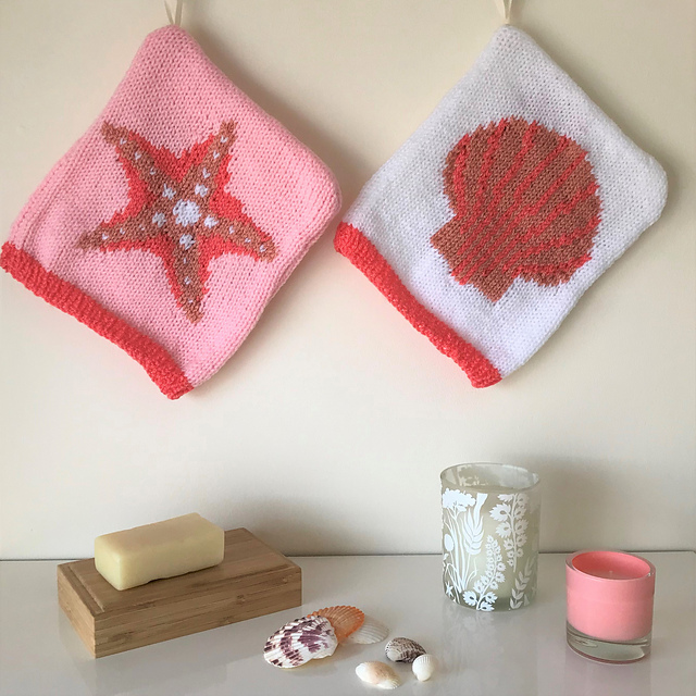 She Sells Seashells Wash Mitts