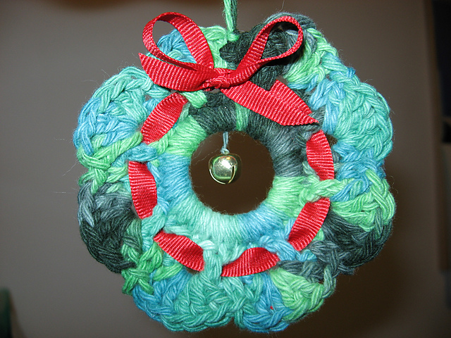 Christmas Wreath Towel Ring & Napkin Ring