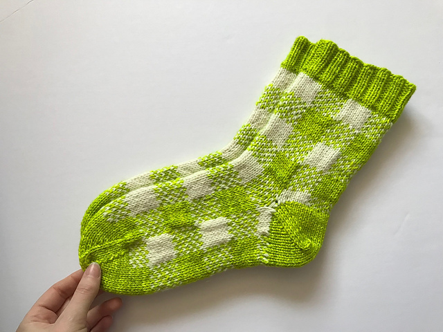 Lottie Socks DK