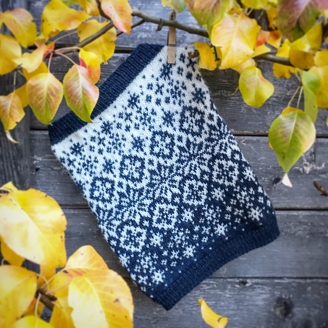 First Snowfall Neckwarmer