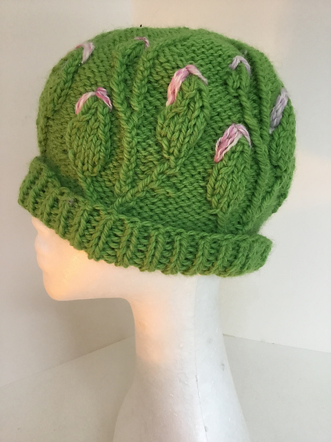 Rosebud Hat