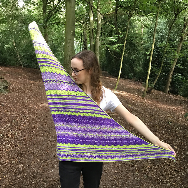 Violas Shawl