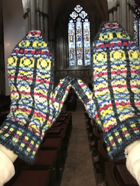 York Minster  mittens