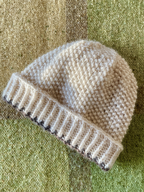 Traditional Irish Aran Knit Hat: Seed Hat