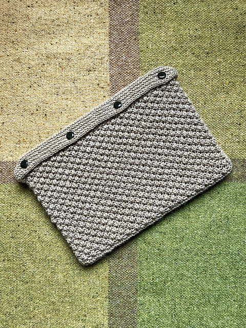 Traditional Irish Aran Blackberry Laptop Cover