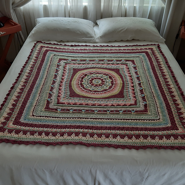 Venetia Throw