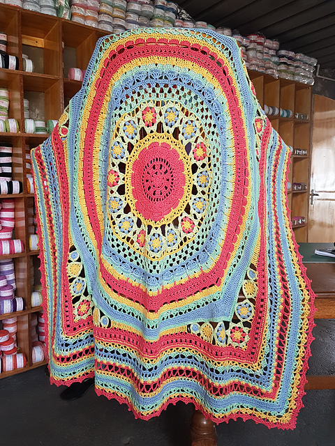 Queen Mother Throw