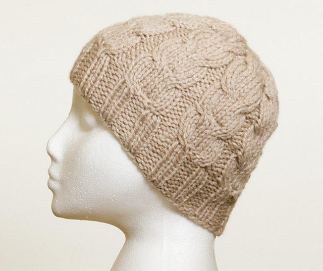 Horseshoe Cable Beanie
