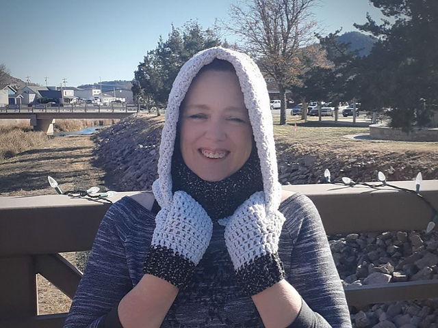 Winter Wonder Hooded Cowl