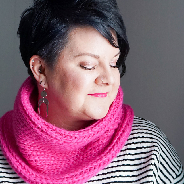 Astoria Cozy Cowl