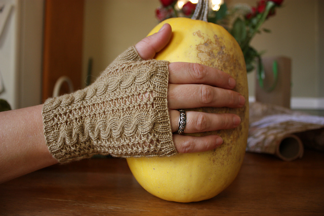 Golden Eyelet Cable Mitts