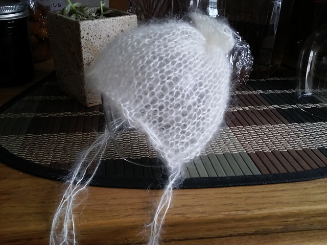 Lace Bonnet