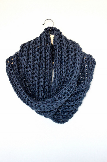 Chunky Infinity Scarf