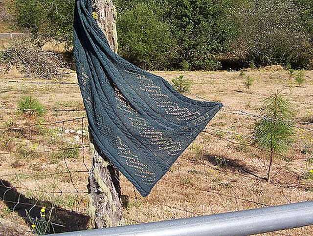 Cables and Lace Stole