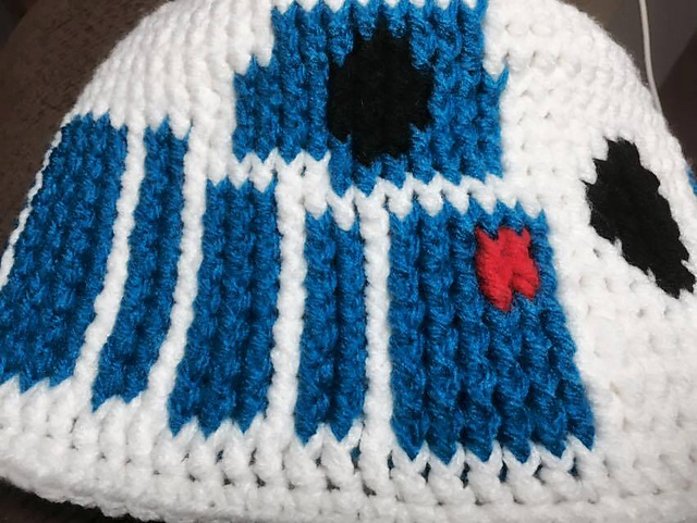 R2robot Beanie