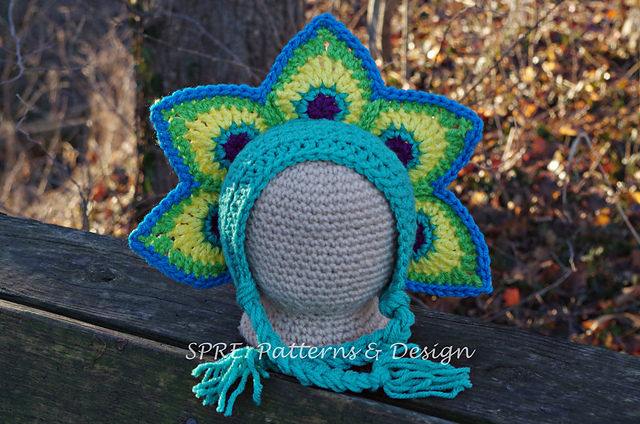 Prue the Peacock Bonnet