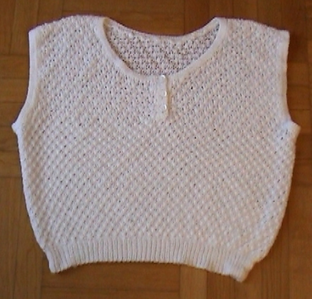 #32 Pulli mit Knopfschluss