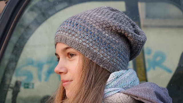 Ravelry: Notched Hat pattern by Sabine Pera