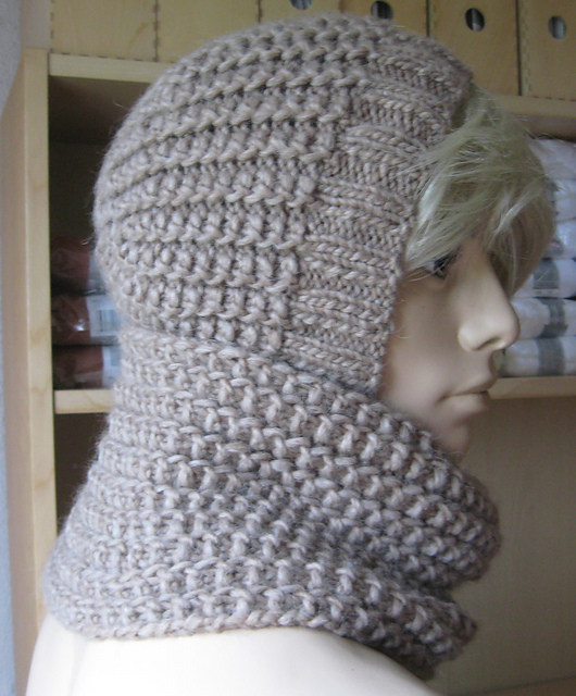 Chunkalicious Hooded Snood / Cowl