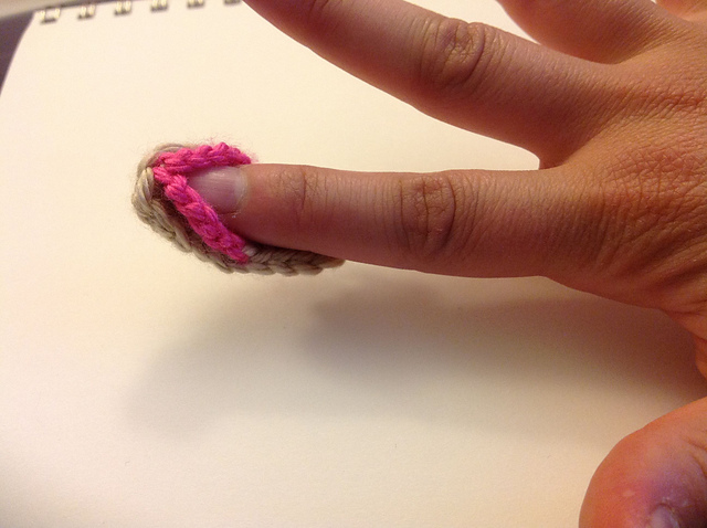 5 Minute Finger Flip Flop